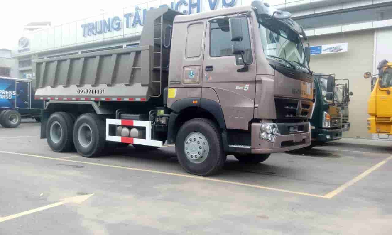 Xe ben Hino FC 6 tấn cũ 5 khối đời 2017 như mới cực đẹp  Xe tải SG